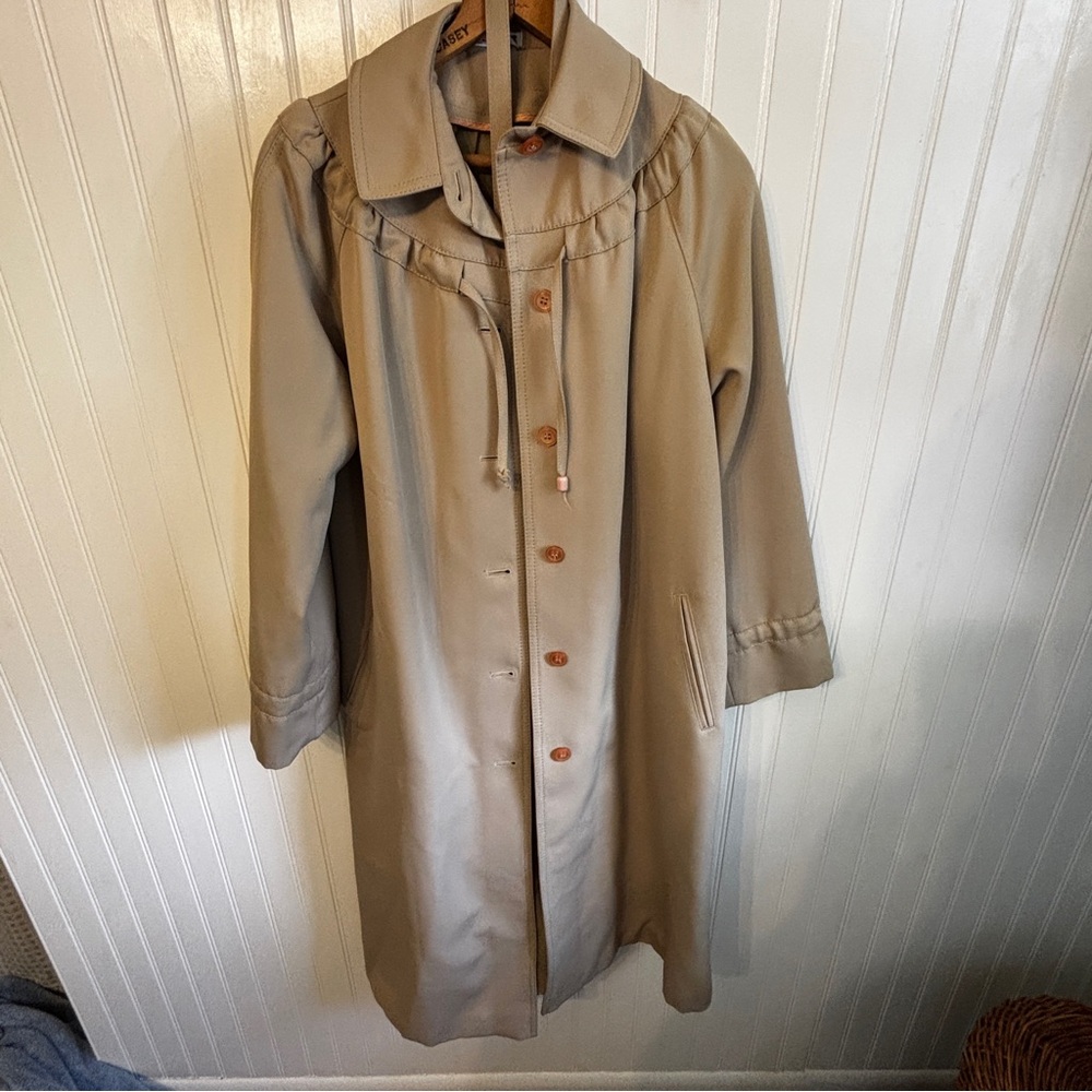 Forecaster of Boston Classic Vintage 70s Tan Women's Coat
